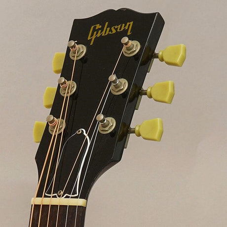 USED_​​J-45_VS_'93_Gibson_08