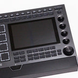 USED_​​MPC_LIVE_III_03