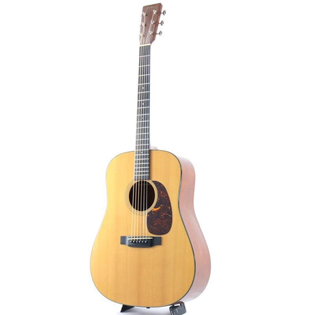 USED_​​Martin_D-18V_(2011_model)_02