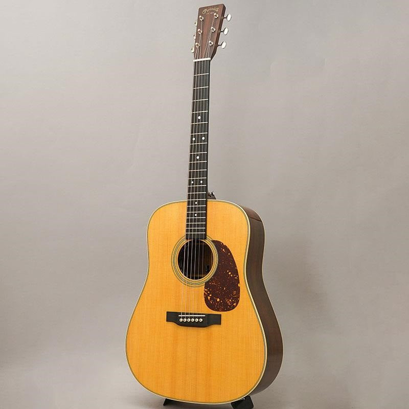 USED ​​Martin D-28 Standard '21 with Ellipse blend guitar by