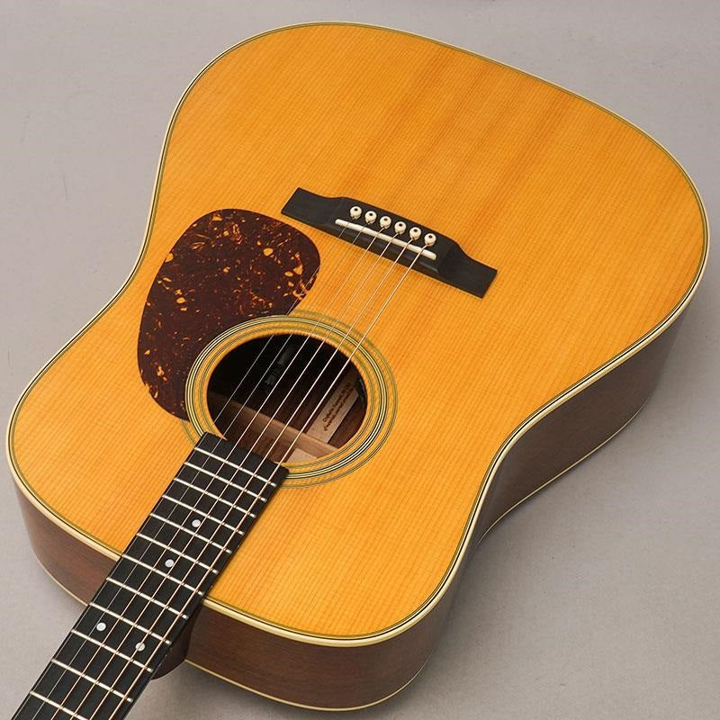 USED ​​Martin D-28 Standard '21 with Ellipse blend guitar by