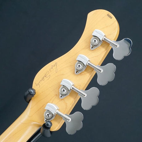 USED_​​NYC_Vintage_4-string_21-fret_guitar_(Quilted_Maple_Top_Caramel_Burst)_08