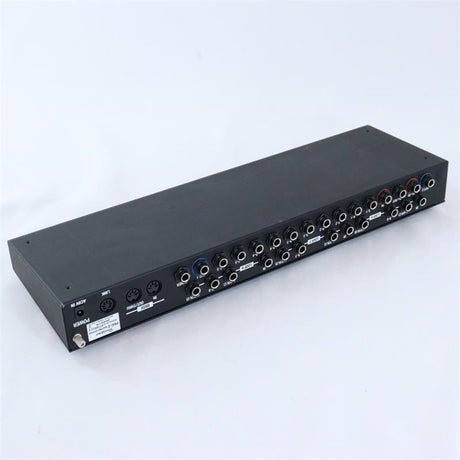 USED_​​PEC-2_Routing_System_(Providence)_Programmable_Effects_Controller_Switcher_03