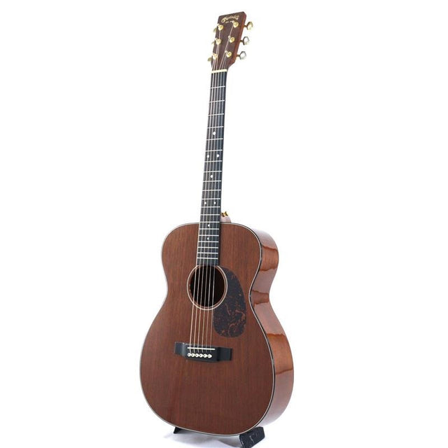 USED_​​(Pre-owned)_00-17__2002_Martin_01
