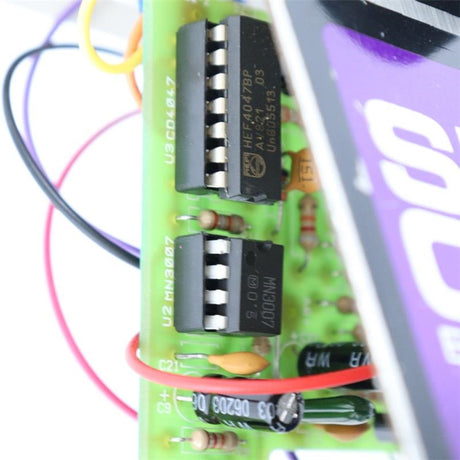 USED_​​Small_Clone_(Electro_Harmonix)_Chorus_Pedal_04