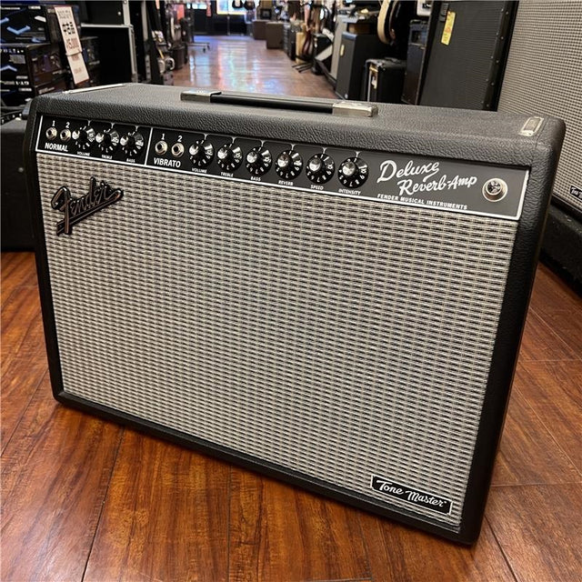 USED_​​Tone_Master_Deluxe_Reverb_01