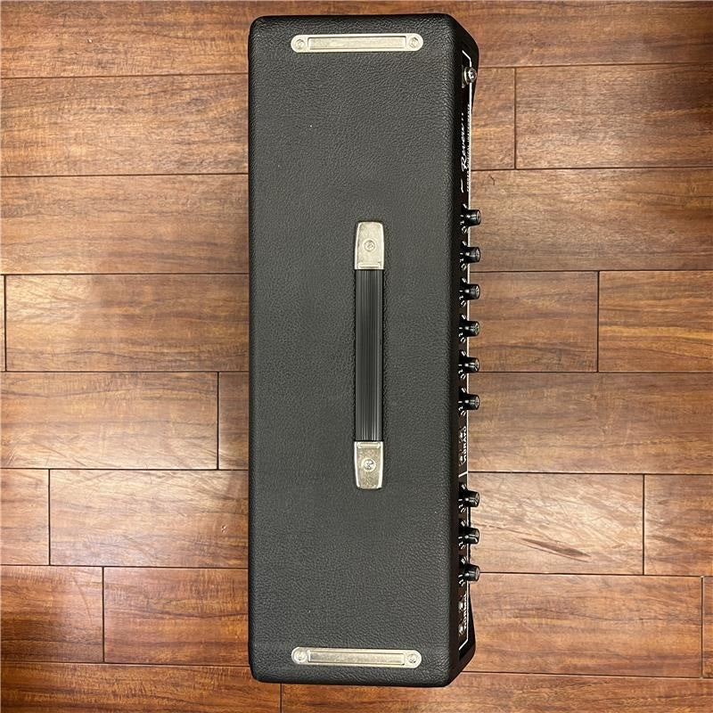 USED_​​Tone_Master_Deluxe_Reverb_06