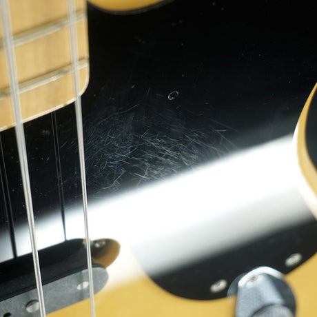 USED_​​Traditional_Original_50s_Precision_Bass_(Butterscotch_Blonde)_09