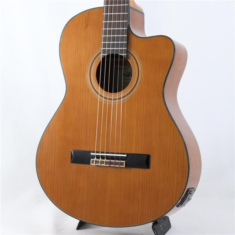 USED_​​Used_A-35CE_Aria_01