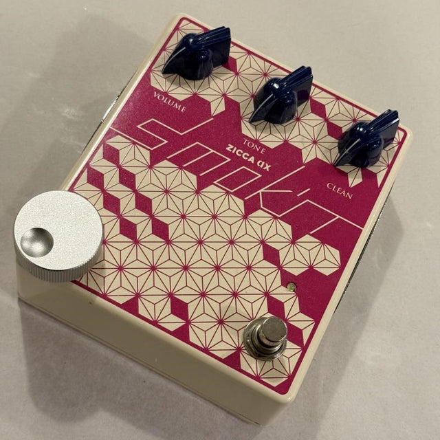 USED_​​Used_SMOK'IT_01