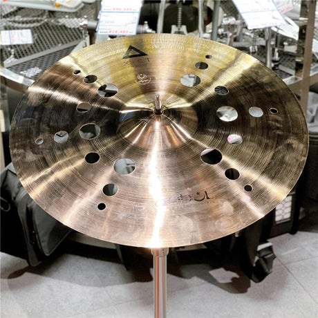 USED_​​Xist_ION_Crash_18''_[1330g]_01