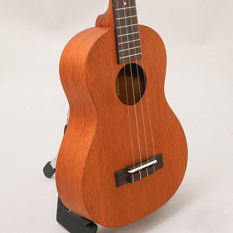 UT-M1_(Japanese-made_tenor_ukulele)_by_K_Yairi_08