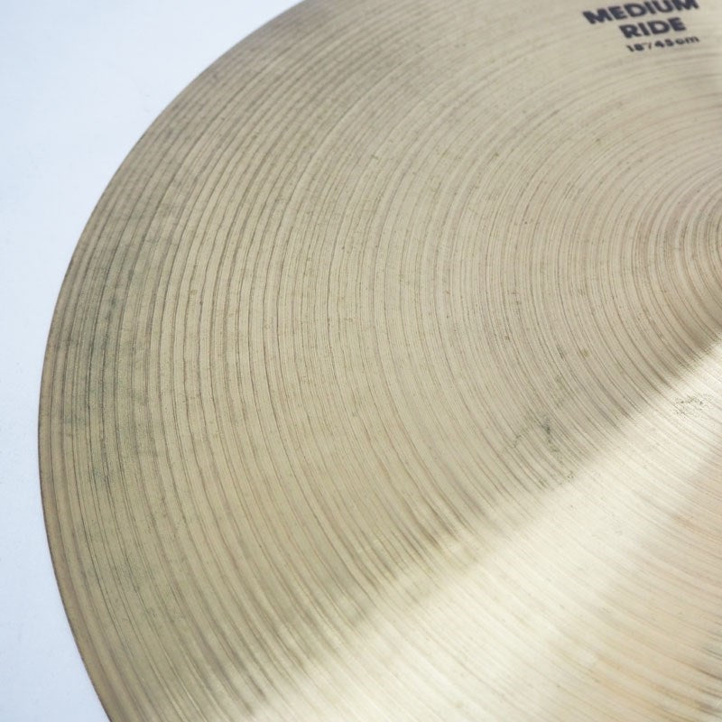 Used_-_Price_Reduced!_A_Zildjian_Medium_Ride_18_[1678g]_06
