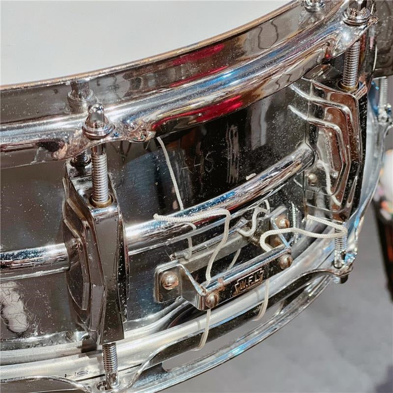 Used_1958-59_Super_Ludwig_Chrome_Over_Brass_Snare_Drum_[14x5___WFL_Badge___Brass_Hoops]_04
