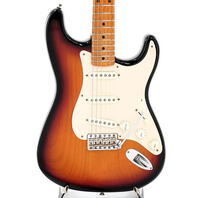 Used_1958_Stratocaster_Birds_Eye_Neck_3-Tone_Sunburst_[SN__CN401889]_01