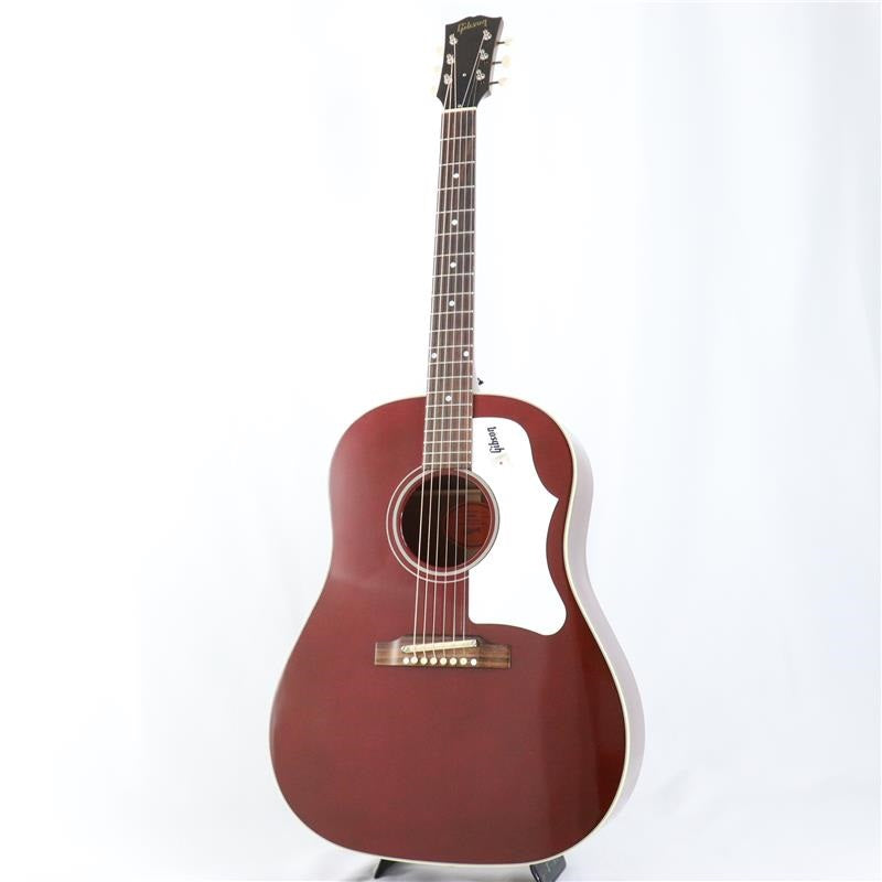 Used_1960s_J-45_with_Original_Adj_Saddle_(2024_Gibson)_02