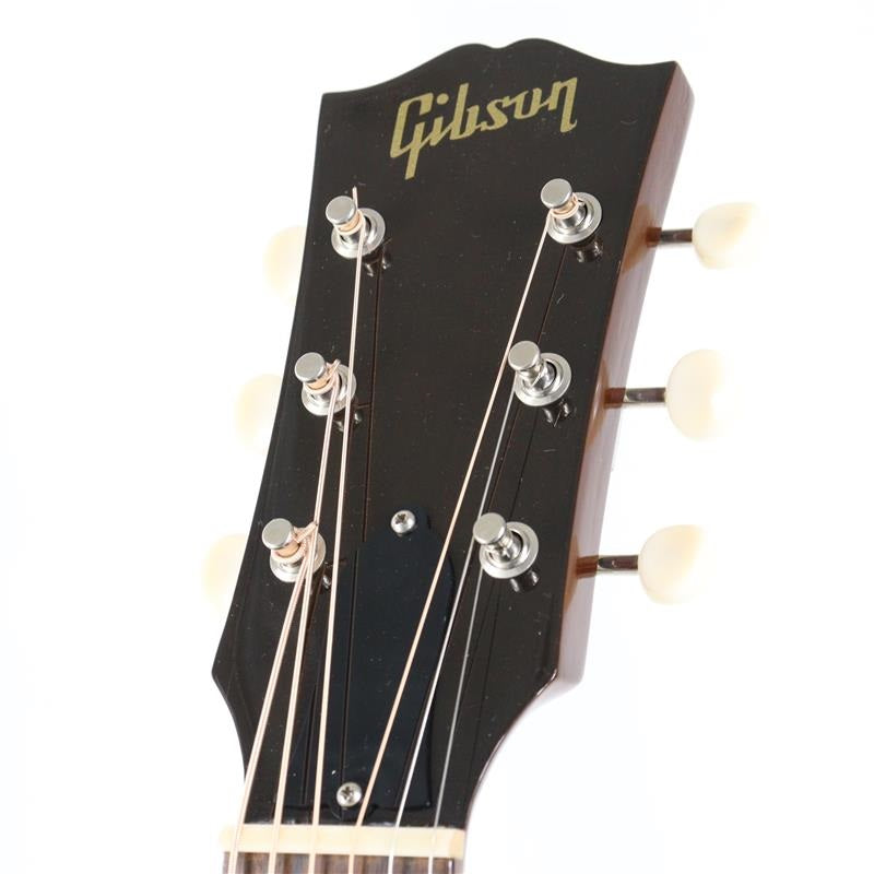 Used_1960s_J-45_with_Original_Adj_Saddle_(2024_Gibson)_05