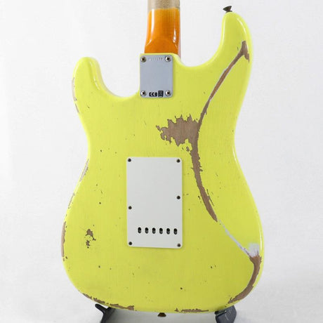 Used_1961_Fender_Stratocaster_Heavy_Relic_2022_(Graffiti_Yellow)_[SN_R122177]_04