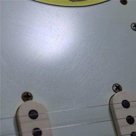 Used_1961_Fender_Stratocaster_Heavy_Relic_2022_(Graffiti_Yellow)_[SN_R122177]_09