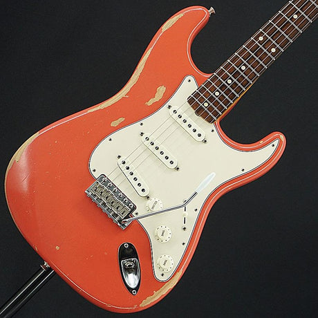 Used_2018_Fender_Postmodern_Stratocaster_Journeyman_Relic_(Faded_Fiesta_Red)_[SN_XN2123]_01