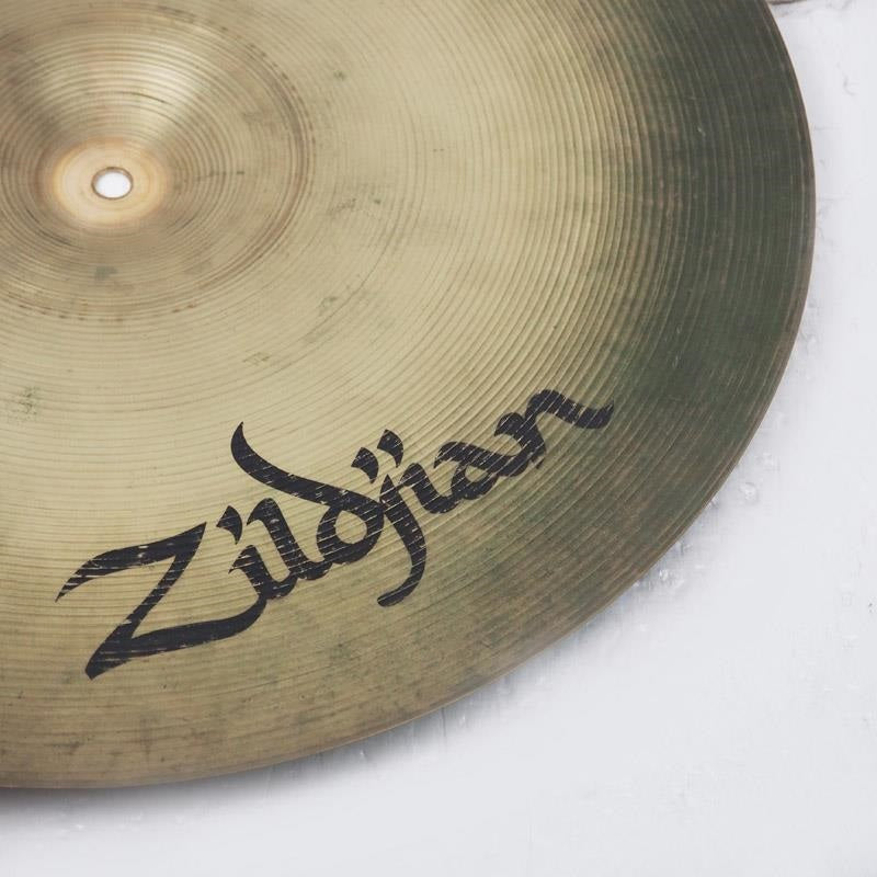 Used_90s_Zildjian_Medium_Ride_20_[2432g]_06