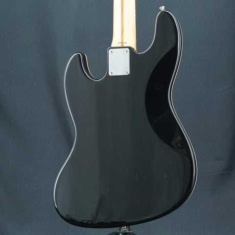 Used_AJB_Aerodyne_Jazz_Bass_(Black)_02