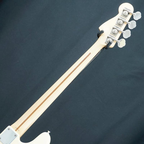 Used_AJB_Aerodyne_Jazz_Bass_(VWH)_06