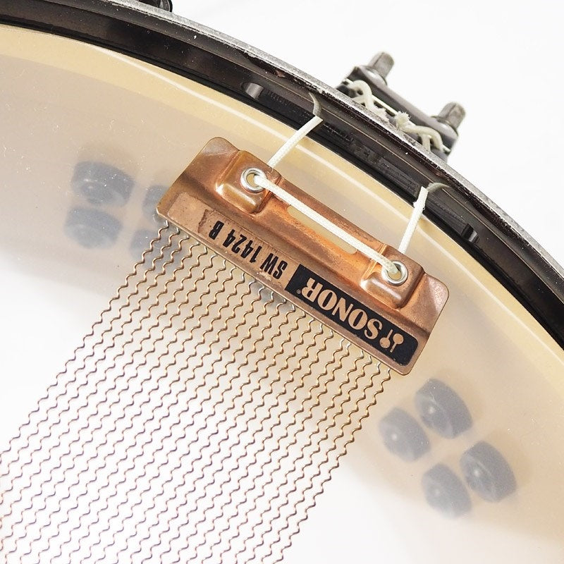 Used_AS-1406BRB_[Artist_Series_Snare_Drum___Bronze_14__x_6____Includes_dedicated_trunk_case]_09