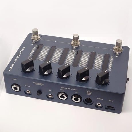 Used_Alpha_Omega_Photon_02