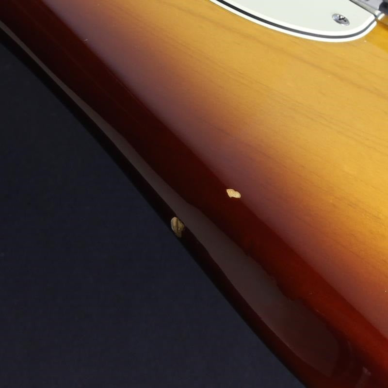 Used_American_Deluxe_Stratocaster_Ash_(Tobacco_Sunburst_Rosewood)_08