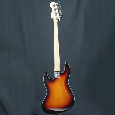 Used_American_Performer_Jazz_Bass_(3-Color_Sunburst)_04