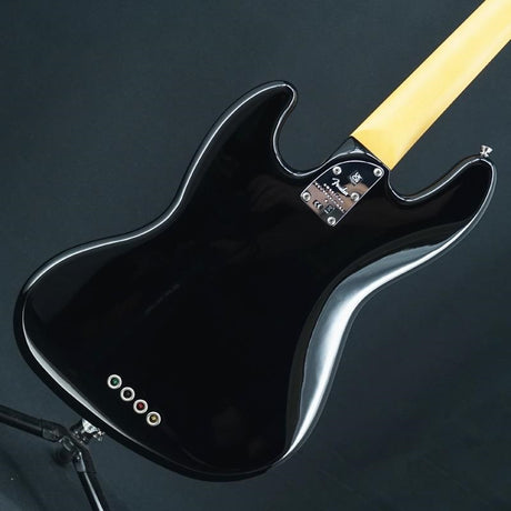 Used_American_Professional_II_Jazz_Bass_(Black_Rosewood)_02