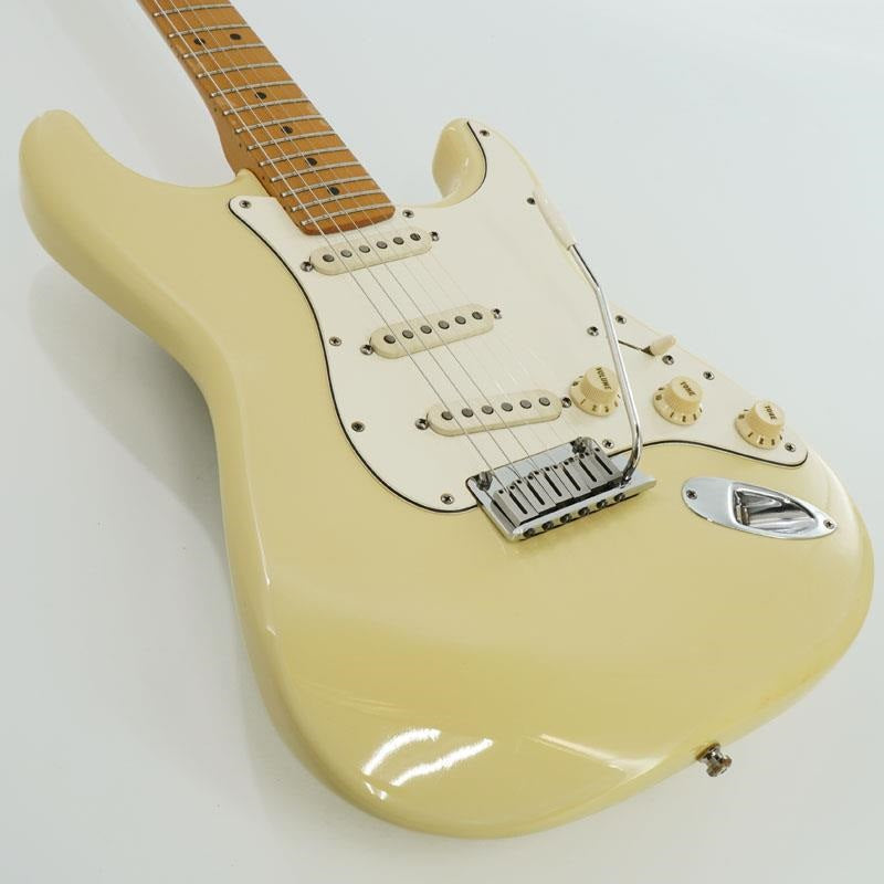 Used_American_Standard_Stratocaster_(Olympic_White_M)_1998_[SN__N8352864]_07