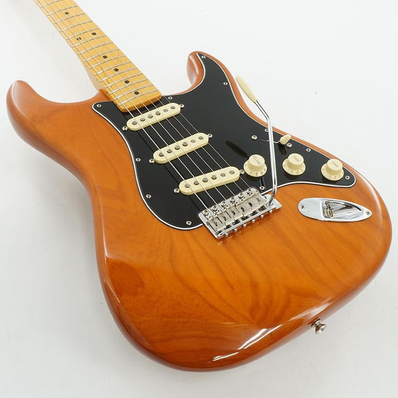 Used_American_Vintage_II_1973_Stratocaster_(Mocha_Maple)_[SN__V12822]_07
