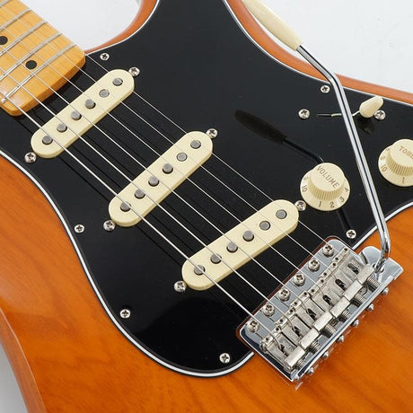 Used_American_Vintage_II_1973_Stratocaster_(Mocha_Maple)_[SN__V12822]_09