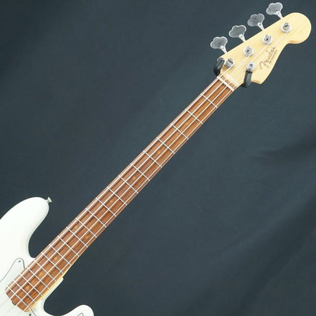 Used_American_Vintage_'63_Precision_Bass_(Olympic_White)_05
