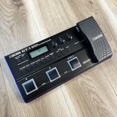 Used_BOSS_GT-1_multi-effects_pedal_[Serial_Number_F5R2481]_with_box_and_instruction_manual_01