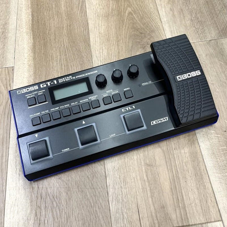 Used_BOSS_GT-1_multi-effects_pedal_[Serial_Number_F7R7293]_with_box_and_instruction_manual_01