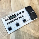Used_BOSS_GT-1_multi-effects_pedal，_limited_edition_white_[Serial_Number_Z6R0030]，_box_and_instruction_manual_included_01