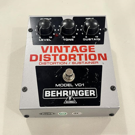 Used_Behringer_VD-1_Vintage_Distortion_Pedal_Sustainer_02