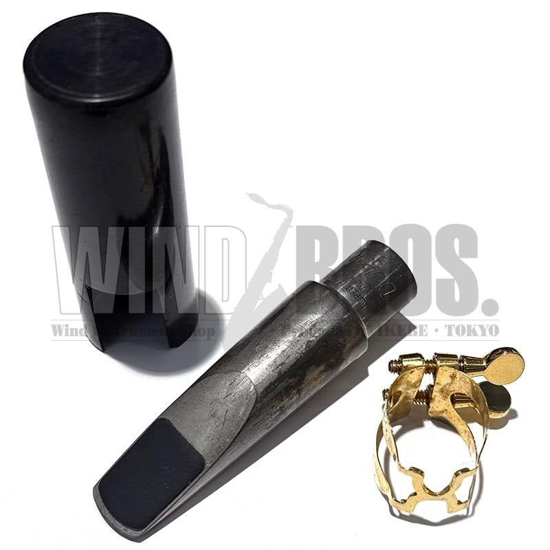 Used_Bobby_Dukoff_Metal_Alto_Saxophone_Mouthpiece，_Miami，_Florida，_D6_01