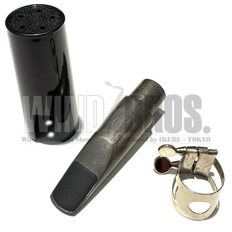Used_Bobby_Dukoff_Metal_Alto_Saxophone_Mouthpiece，_Miami，_Florida，_D7_01