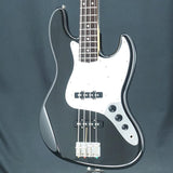 Used_Classic_60s_Jazz_Bass_(Black)_01