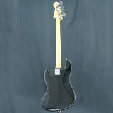 Used_Classic_60s_Jazz_Bass_(Black)_04