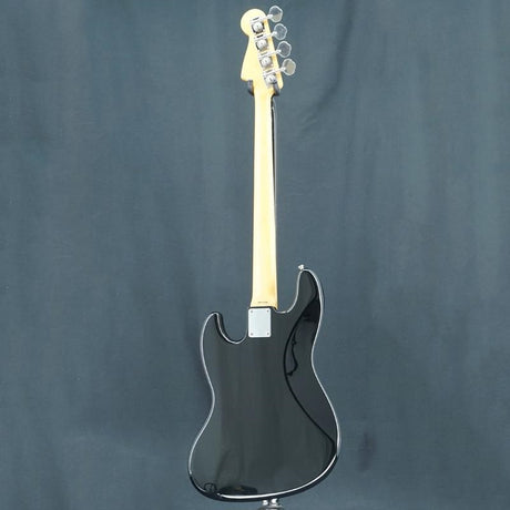 Used_Classic_60s_Jazz_Bass_(Black)_04