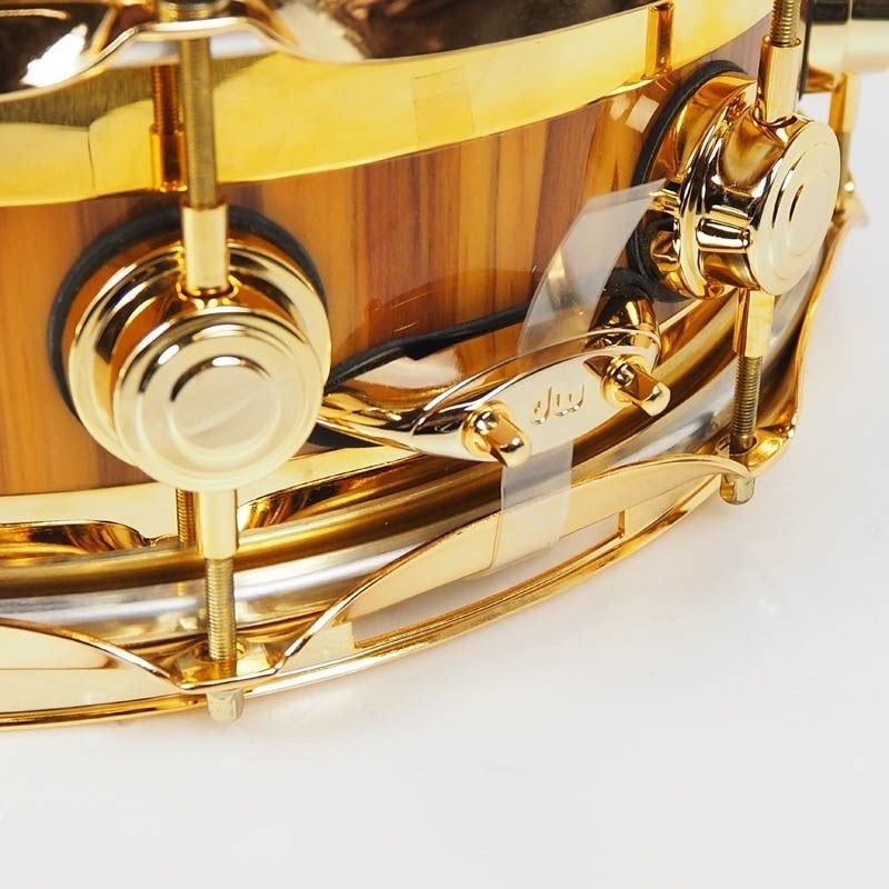 Used_Collectors_Specialty_EDGE_14x5_Snare_[Exotic_African_Chechen，_Gold_Hardware，_SKB_Hard_Case_Included]_07