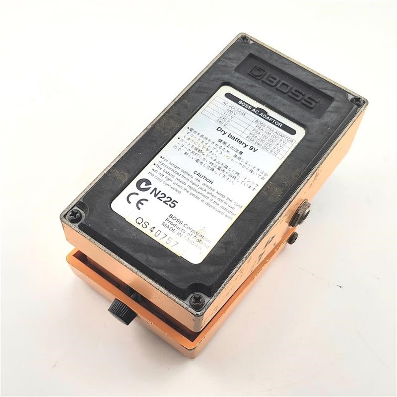 Used_DS-2_Turbo_Distortion_pedal_with_some_crackling_03