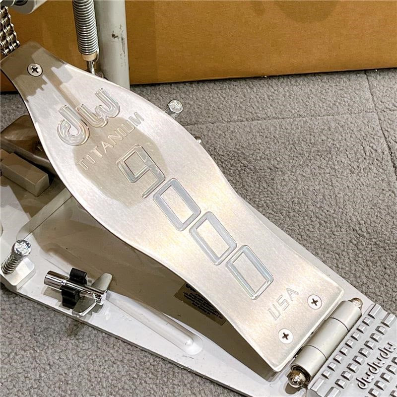 Used_DW9000T_[Limited_Edition_Titanium_Single_Bass_Drum_Pedal_No__431_500]_05