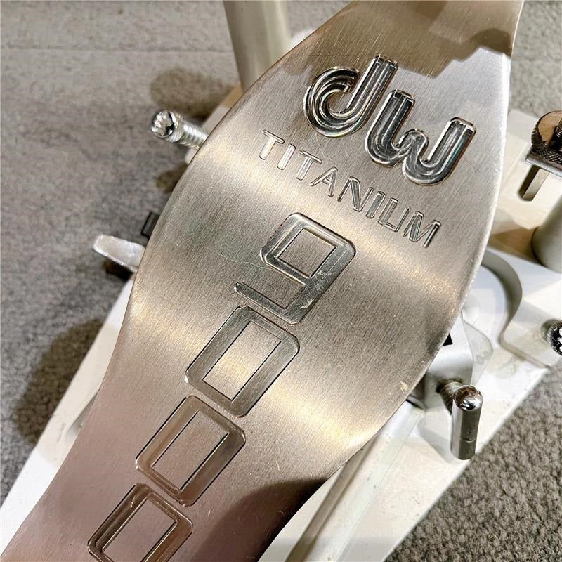 Used_DW9000T_[Limited_Edition_Titanium_Single_Bass_Drum_Pedal_No__431_500]_07