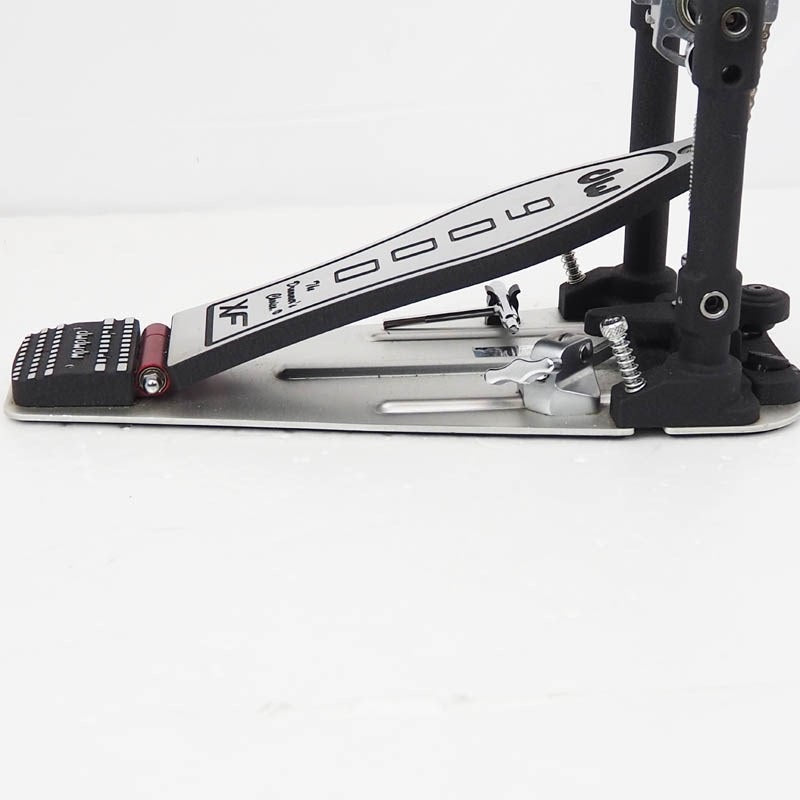 Used_DW9000XF_[9000_Series___Extended_Footboard_Single_Bass_Drum_Pedals___Soft_Case_Included]_07